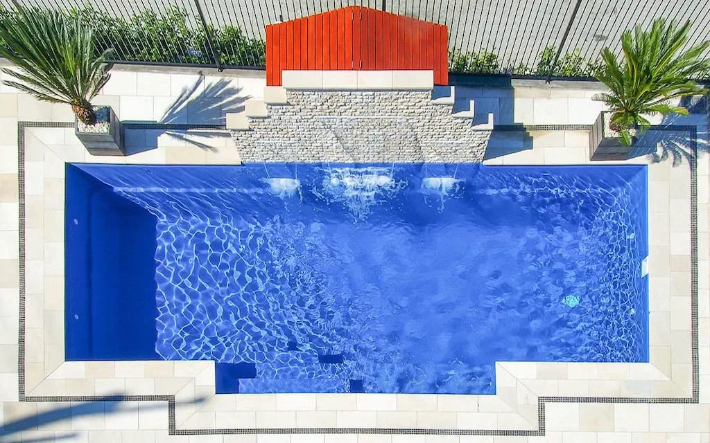 Leisure Pools Westchesteroffers the full range fiberglass pool colors