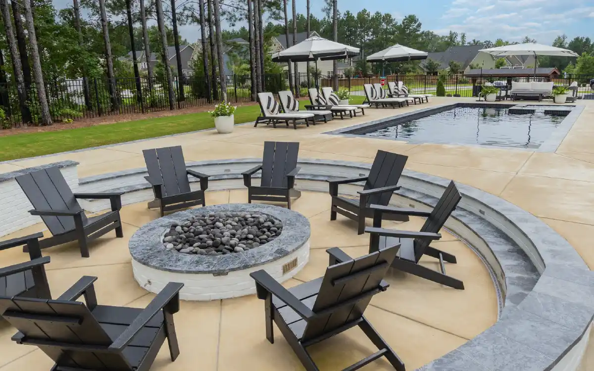 Outdoor fire places and fire pits for SEO target area